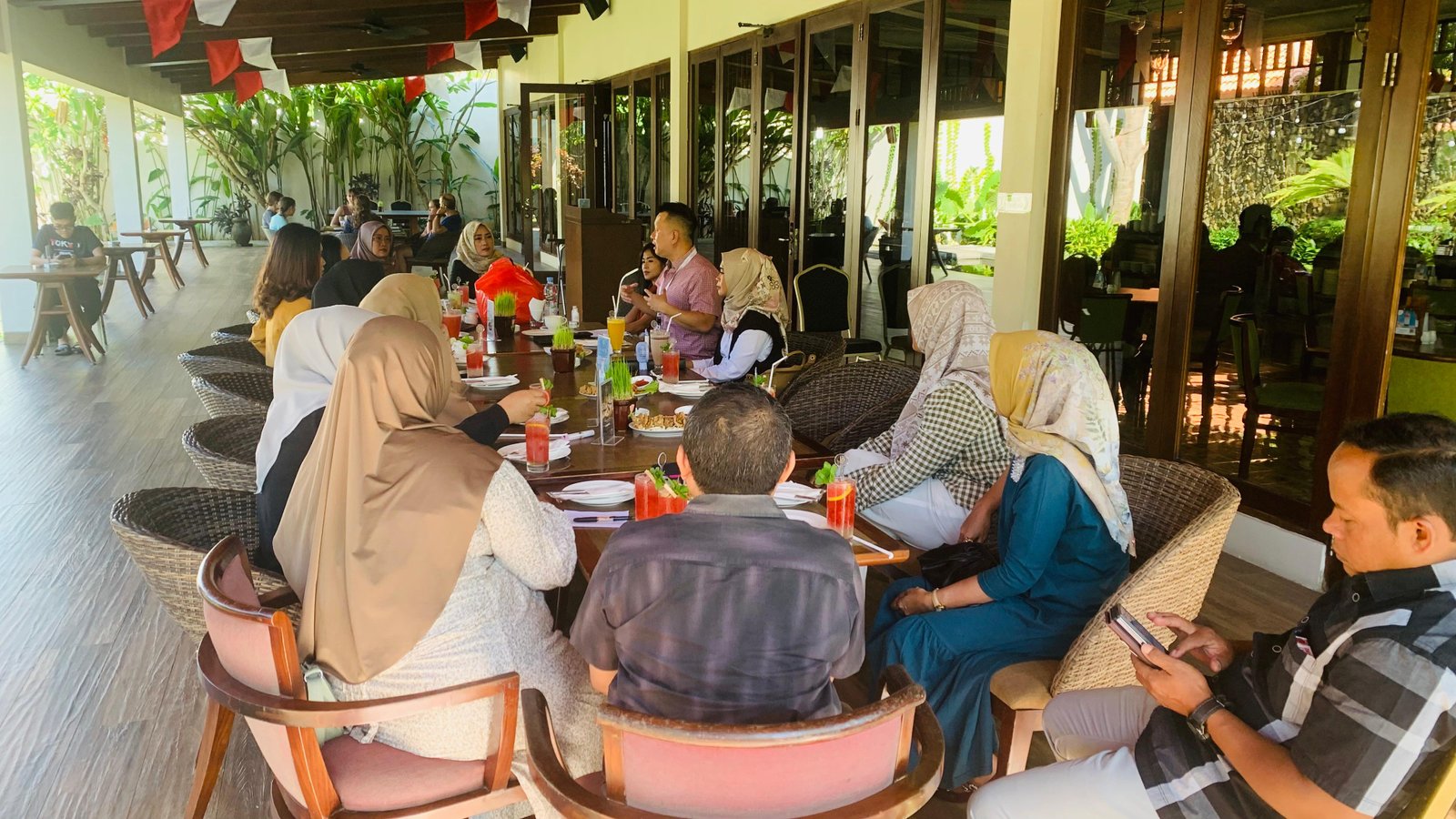 Meeting dan Sosialisasi Produk